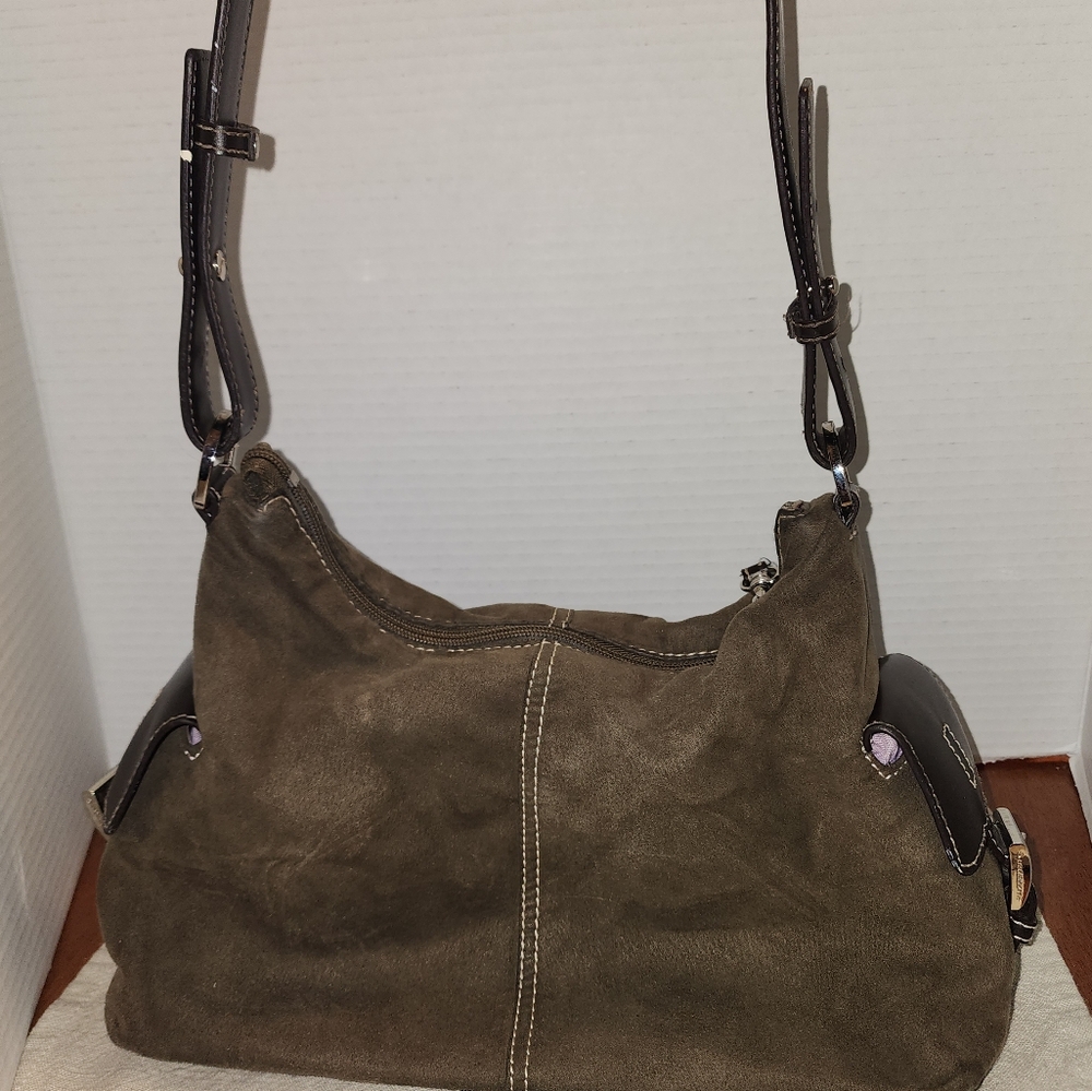 Liz Claiborne Olive Green Suede Shoulder Bag with Dark Brown Trim - Picture 5 of 9